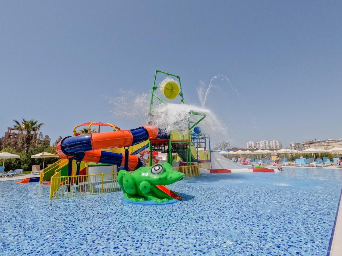 Wyndham Garden Lara Hotel Antalya Ngoại thất bức ảnh