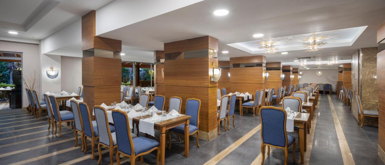 Wyndham Garden Lara Hotel Antalya Ngoại thất bức ảnh