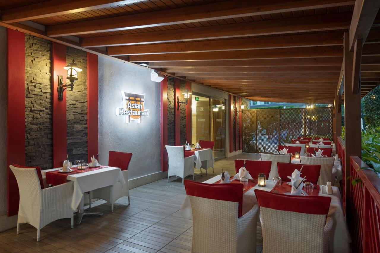 Wyndham Garden Lara Hotel Antalya Ngoại thất bức ảnh