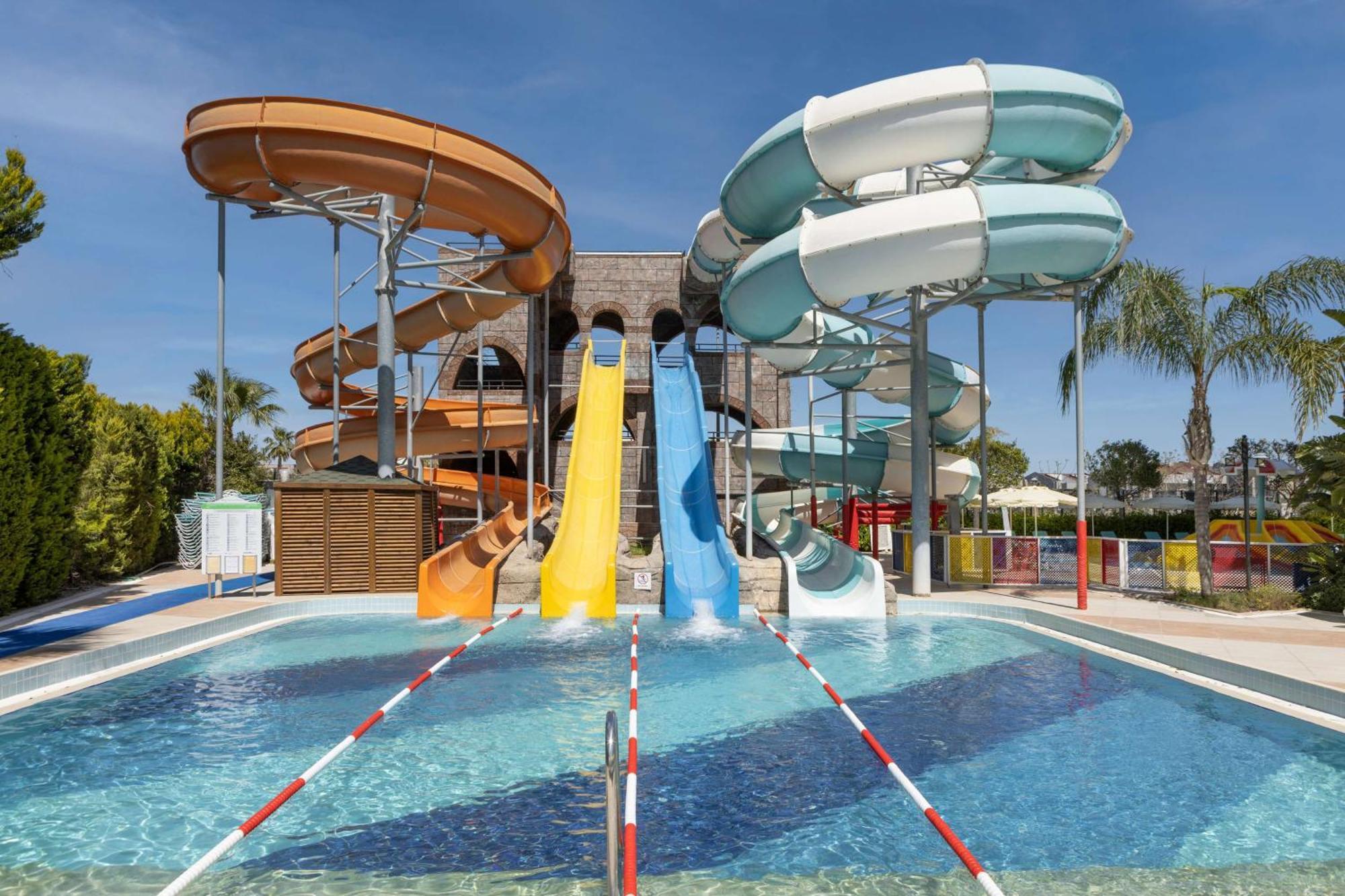Wyndham Garden Lara Hotel Antalya Ngoại thất bức ảnh